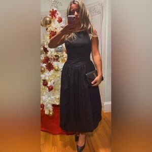 NWT CAMILA COELHO BUBBLE 
HEM DRESS XS and M 
🚨FIRM PRICE NO DISCOUNT